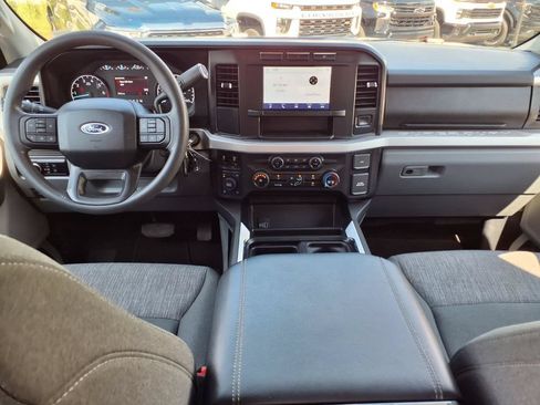 Used 2024 Ford F250 XLT w/ Snow Plow Prep Package AWD/4WD image 18