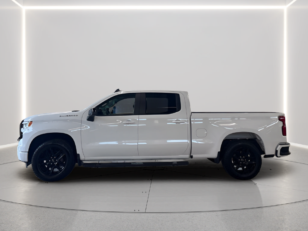 Used 2025 Chevrolet Silverado 1500 RST w/ Convenience Package II AWD/4WD image 2