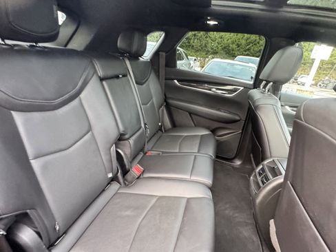 Used 2021 Cadillac XT5 Premium Luxury image 11