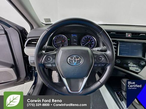 Used 2019 Toyota Camry SE image 14