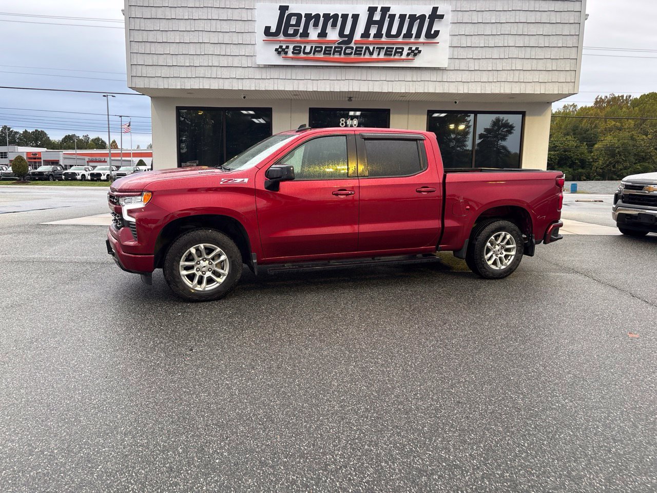 Used 2022 Chevrolet Silverado 1500 RST w/ Z71 Off-Road Package AWD/4WD image 1