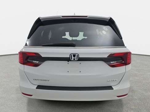 Certified 2024 Honda Odyssey Sport image 6