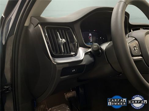 Used 2025 Volvo S60 B5 Core image 16