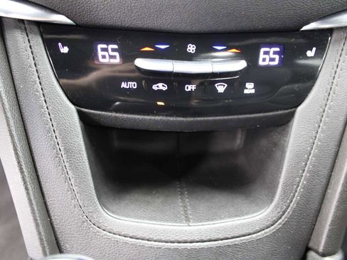 Certified 2023 Cadillac XT5 Premium Luxury image 33