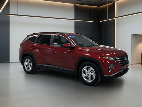 Certified 2024 Hyundai Tucson SEL FWD image 8