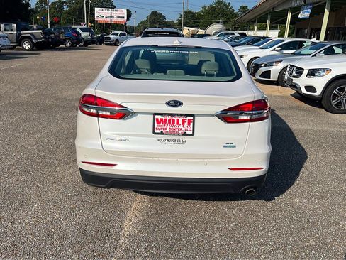 Used 2020 Ford Fusion SE FWD image 7
