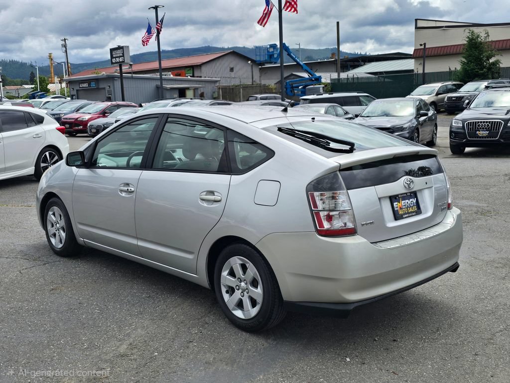 Used 2005 Toyota Prius w/ Pkg 6 FWD image 5