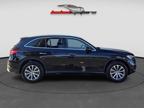 Used 2024 Mercedes-Benz GLC 300 image 9