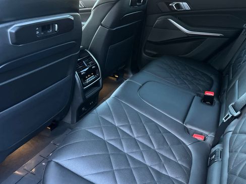 New 2026 BMW X5 M60i image 4