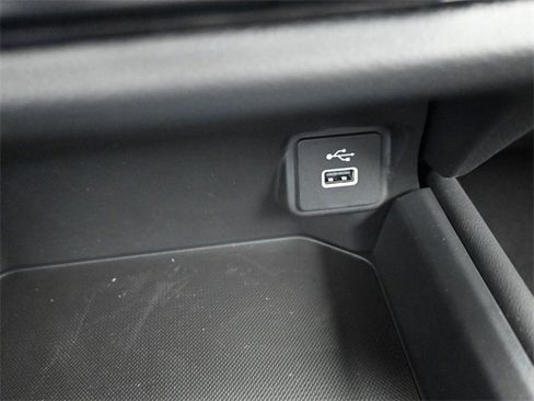 Certified 2025 Honda HR-V Sport image 18