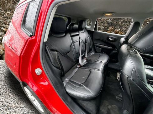 Used 2018 Jeep Compass Latitude w/ Popular Equipment Group image 25