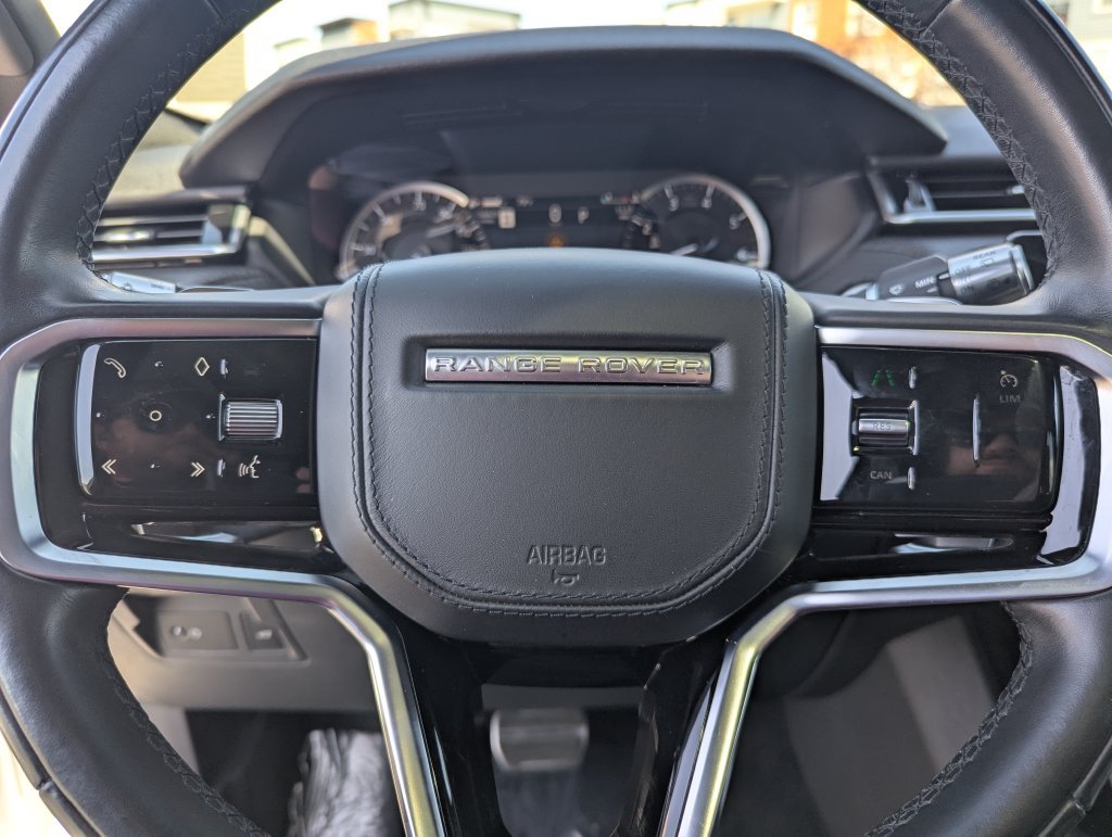 Used 2022 Land Rover Range Rover Velar R-Dynamic S AWD/4WD image 24