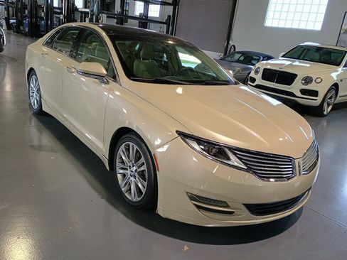 Used 2016 Lincoln MKZ Hybrid w/ Equipment Group 600A Reserve FWD image 8