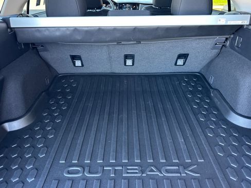 Certified 2025 Subaru Outback Premium w/ Popular Package #1A AWD/4WD image 14