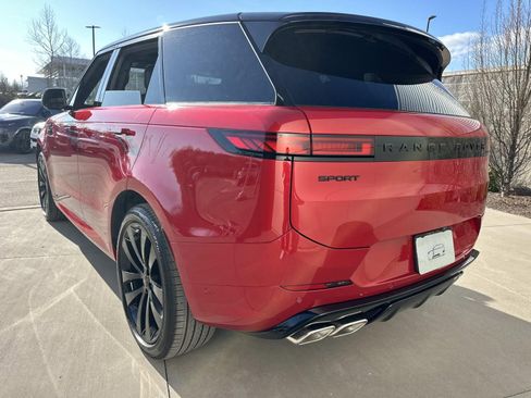 New 2026 Land Rover Range Rover Sport Dynamic SE AWD/4WD image 7
