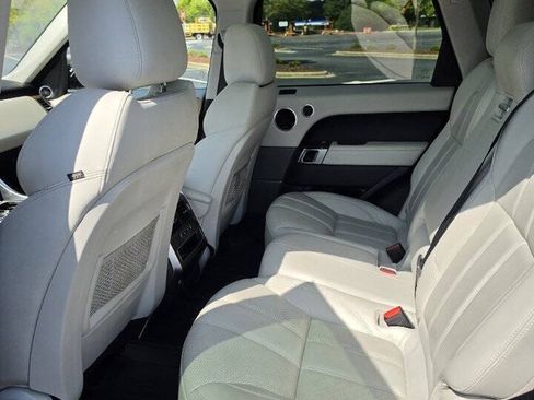 Used 2016 Land Rover Range Rover Sport SE AWD/4WD image 25