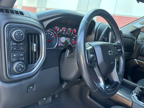 Used 2019 Chevrolet Silverado 1500 RST AWD/4WD image 32