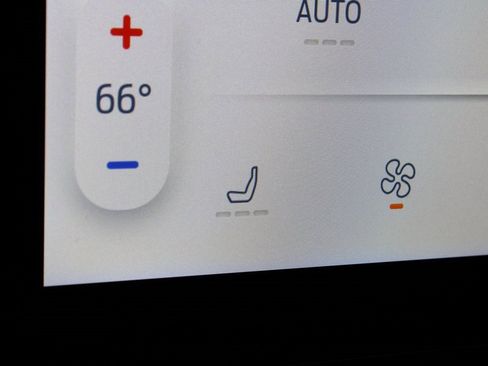 Certified 2025 Ford Ranger XLT w/ Equipment Group 301A High image 5