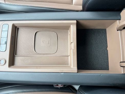 Used 2024 Kia EV9 GT-Line image 31