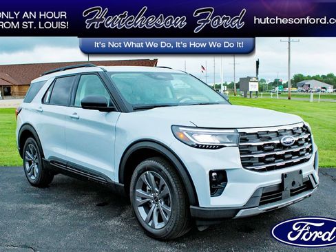 New 2026 Ford Explorer Active w/ Active Comfort Package AWD/4WD image 1