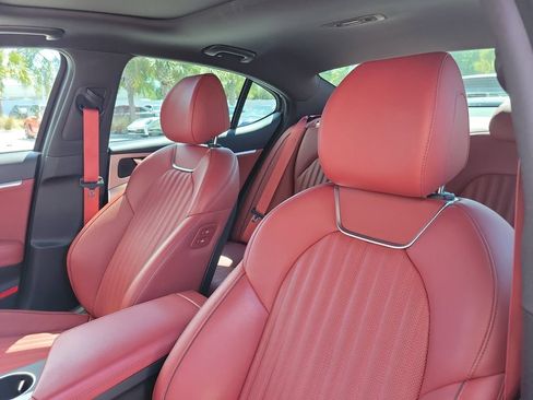 Used 2023 Genesis G70 2.0T w/ Sport Prestige Package RWD image 5