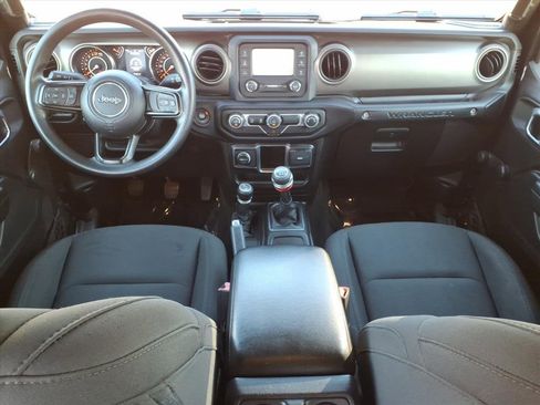 Used 2019 Jeep Wrangler Unlimited Sport image 22