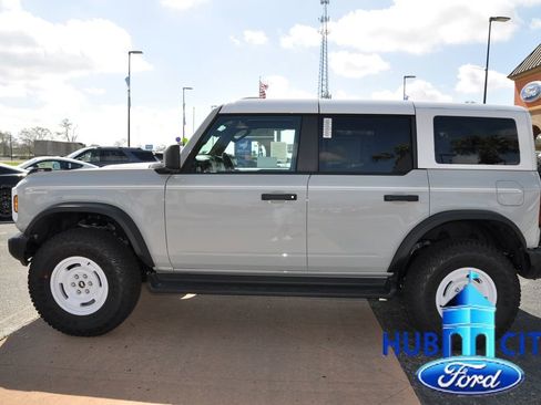 New 2026 Ford Bronco Heritage Edition image 2