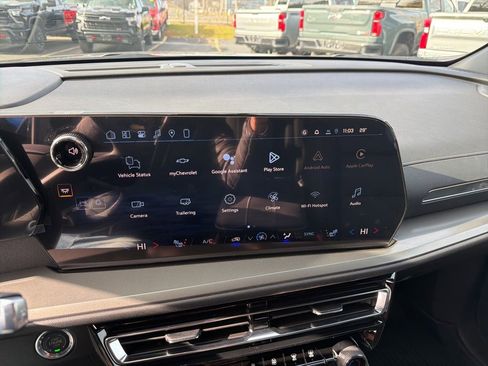 New 2026 Chevrolet Traverse LT w/ Midnight/Sport Edition image 9