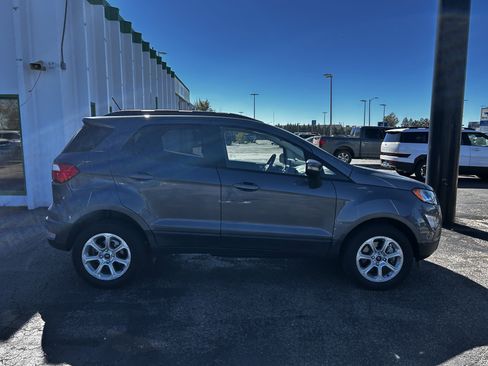 Used 2018 Ford EcoSport SE w/ SE Convenience Package image 6