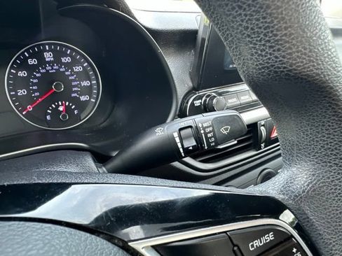 Used 2020 Kia Forte LXS FWD image 25