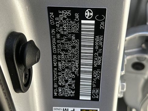 Used 2025 Toyota Corolla XSE FWD image 29