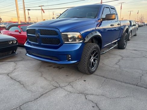 Used 2018 RAM 1500 Express w/ Express Value Package image 3