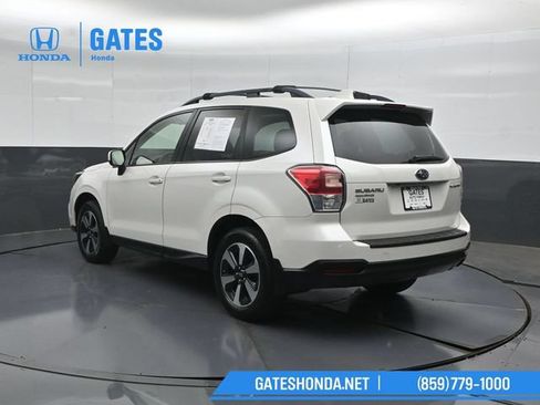 Used 2018 Subaru Forester 2.5i Premium AWD/4WD image 8