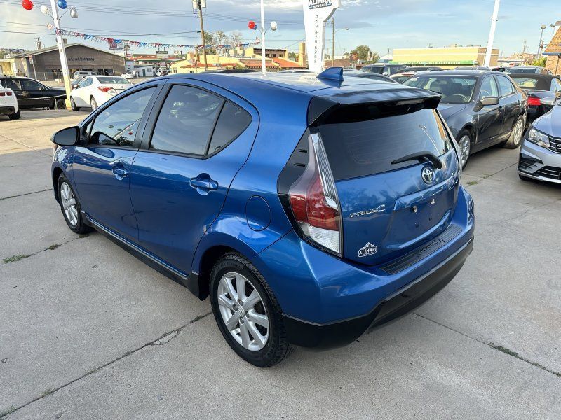 Used 2017 Toyota Prius C Two FWD image 5