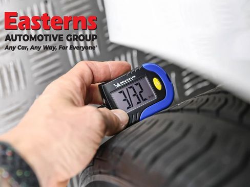 Used 2024 Chevrolet Malibu LT image 28