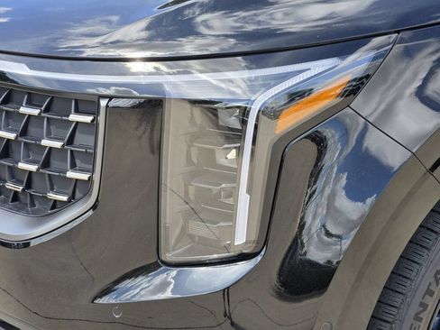 New 2026 Kia Carnival SX w/ SX Dark Edition Package FWD image 7