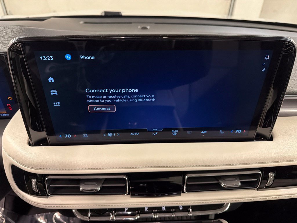 New 2027 Lincoln Aviator AWD image 10