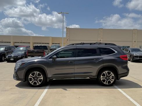 Used 2023 Subaru Ascent Limited AWD/4WD image 7