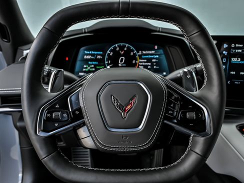 Used 2025 Chevrolet Corvette Stingray Preferred Cpe w/ Stealth Interior Trim Package RWD image 34