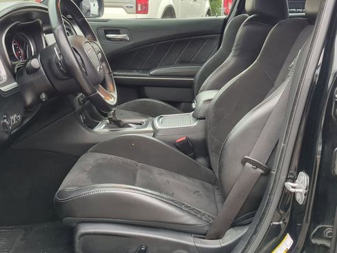 Used 2019 Dodge Charger Scat Pack w/ Plus Group image 17