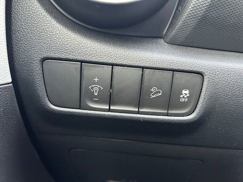 Used 2022 Hyundai Kona SEL w/ Convenience Package image 19