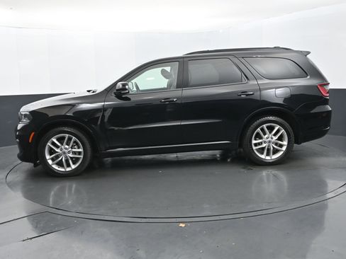 Used 2024 Dodge Durango GT image 2
