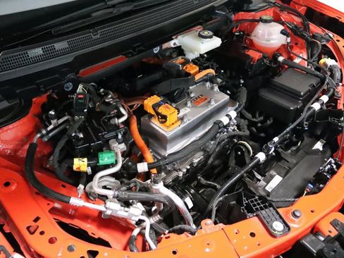 Used 2025 Cadillac Optiq Sport 2 w/ LPO, Floor Liner Package image 25