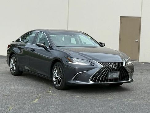 Certified 2025 Lexus ES 300h Ultra Luxury FWD image 1