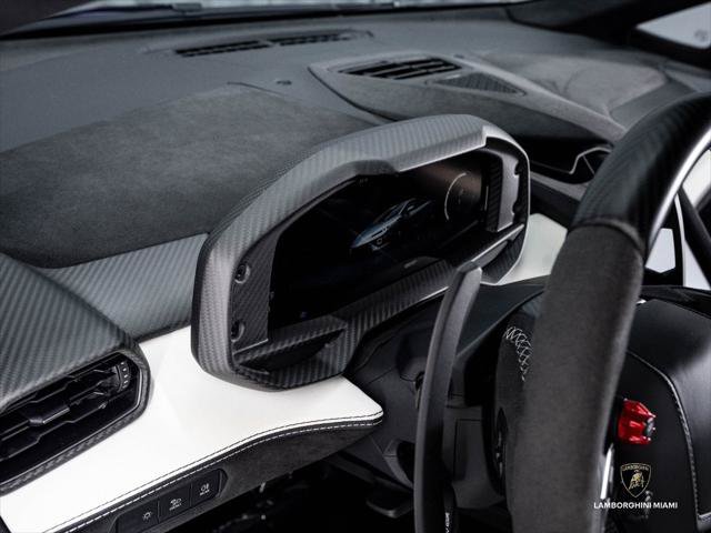 Used 2026 Lamborghini Temerario AWD/4WD image 35