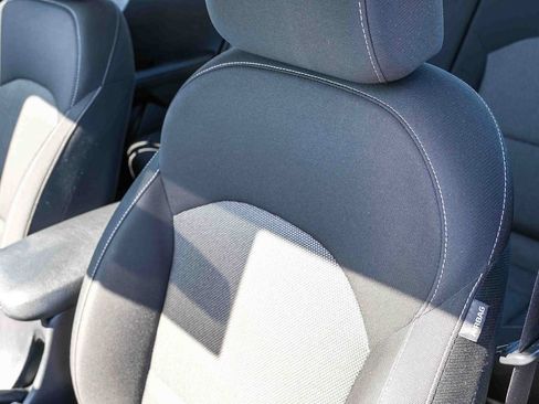 Used 2022 Kia Forte LXS FWD image 20