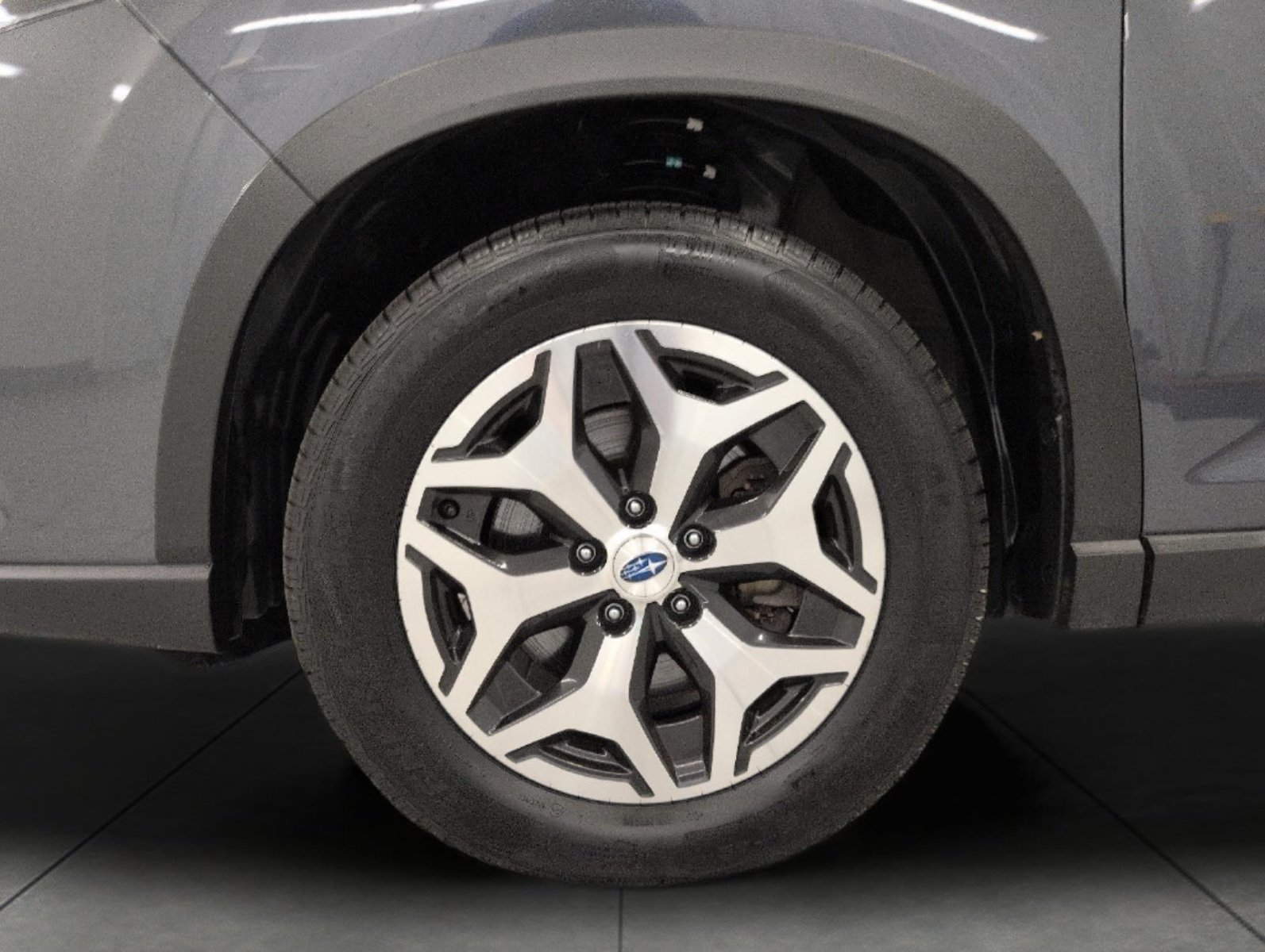 Used 2023 Subaru Forester Premium AWD/4WD image 32