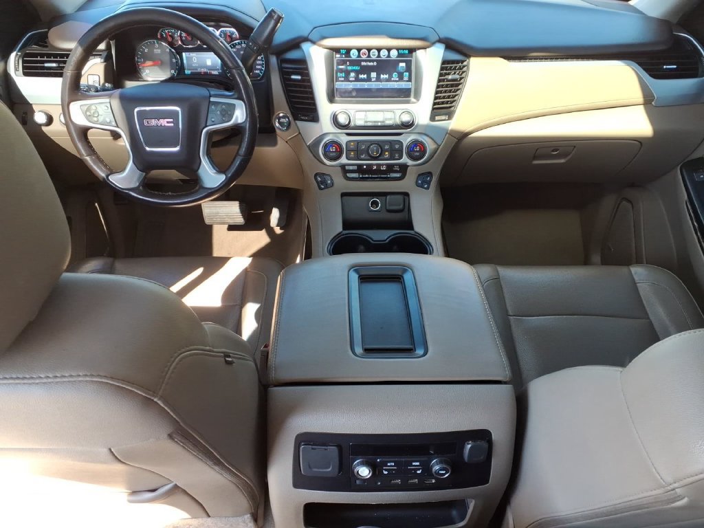 Used 2019 GMC Yukon XL SLT w/ Open Road Package AWD/4WD image 11