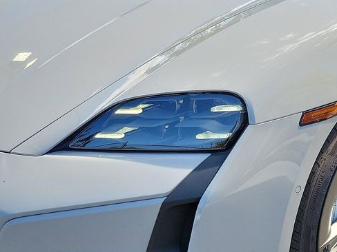 New 2025 Porsche Taycan Turbo AWD/4WD image 34