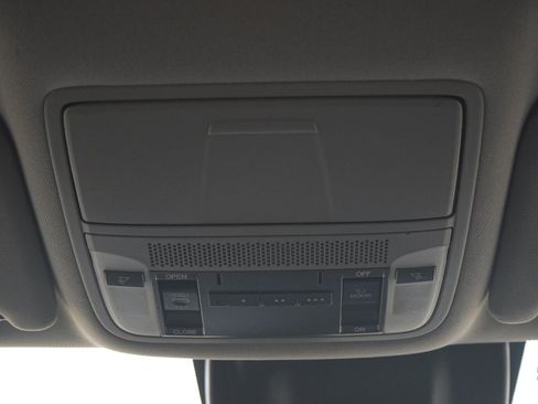 Used 2018 Acura MDX SH-AWD image 23